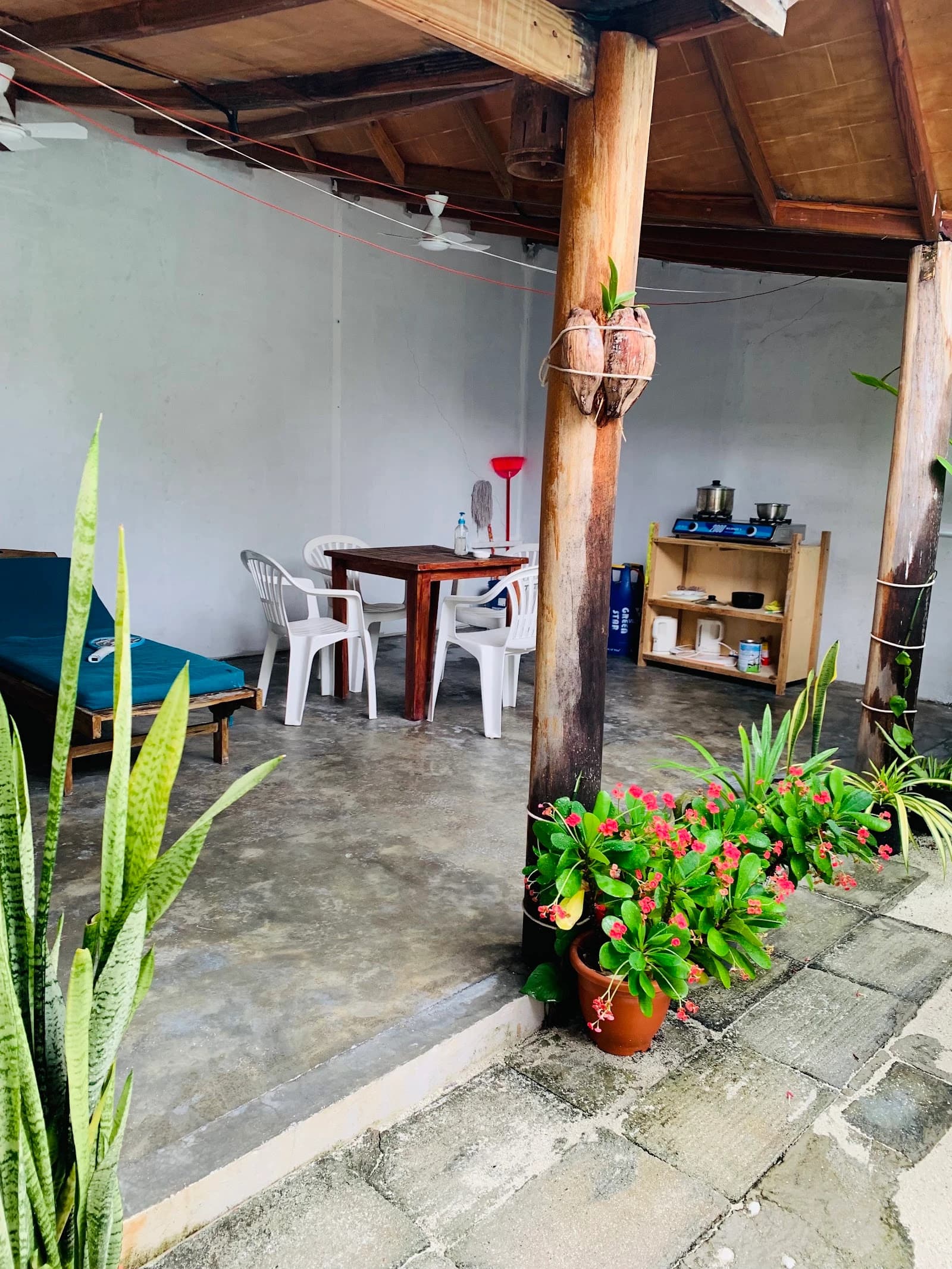 Rasdhoo Dive Lodge