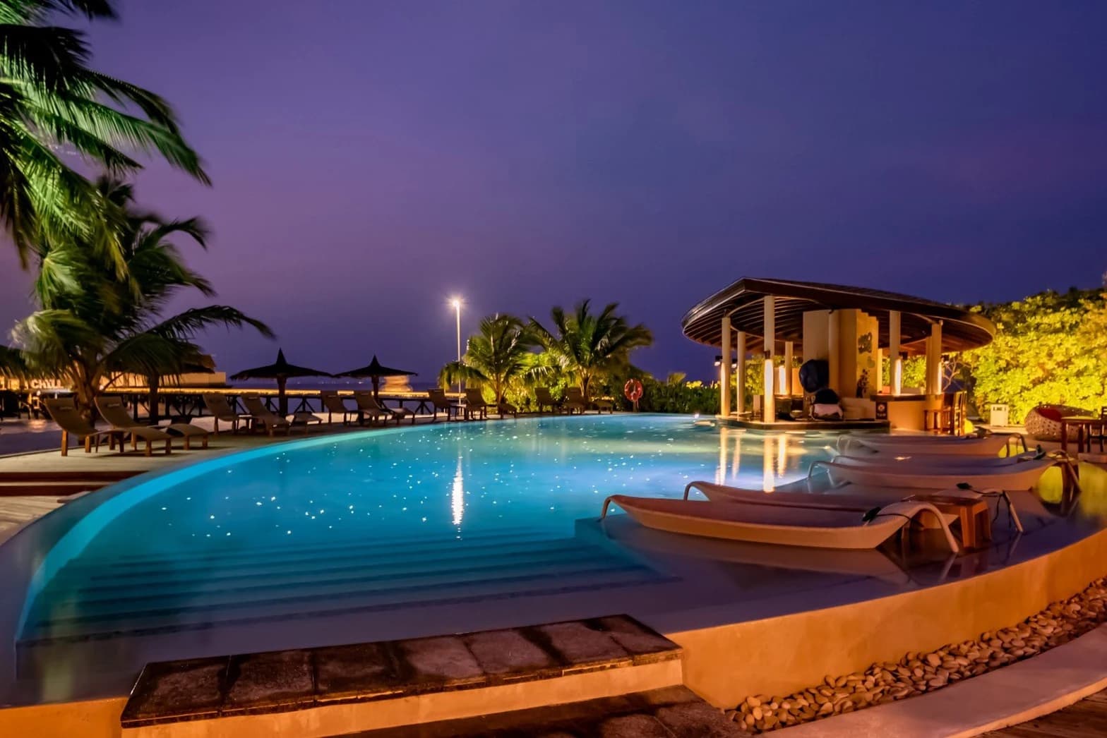 Centara Ras Fushi Resort & Spa