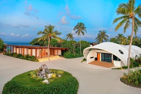 The Westin Maldives Miriandhoo Resort