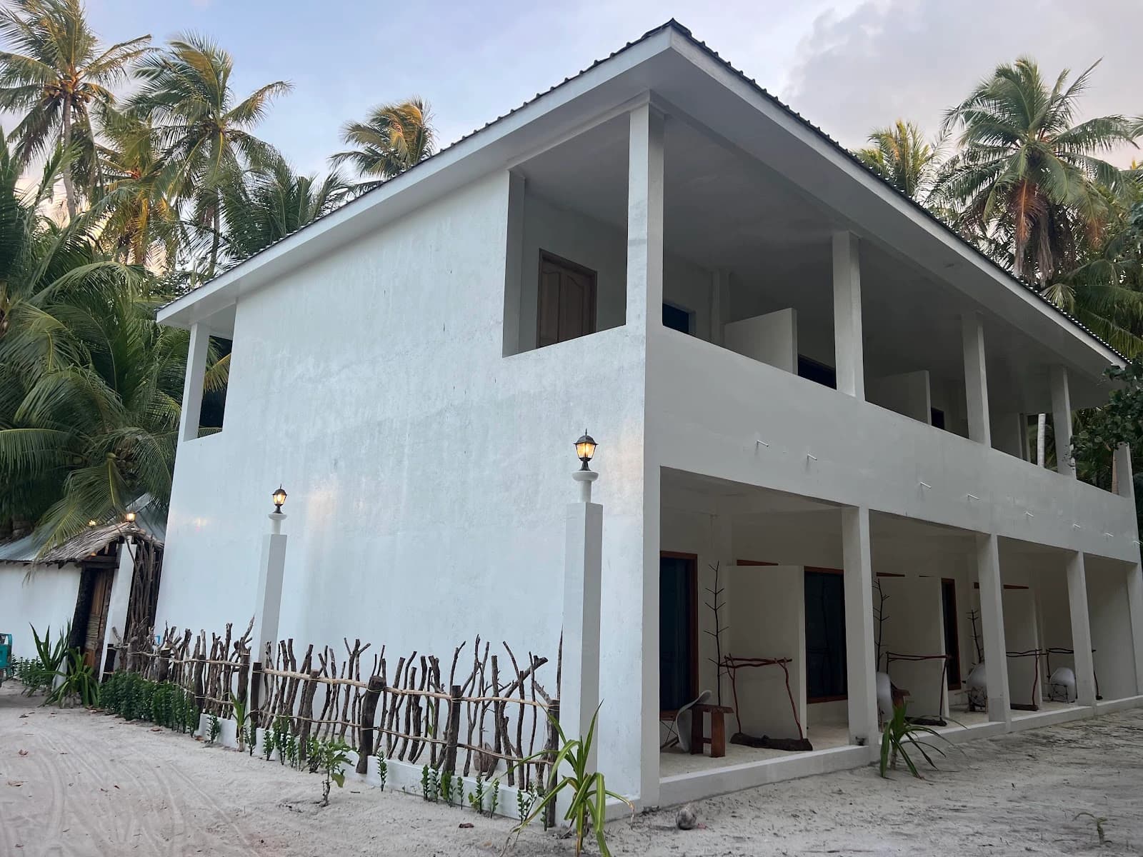 Dive and Sleep Retreat