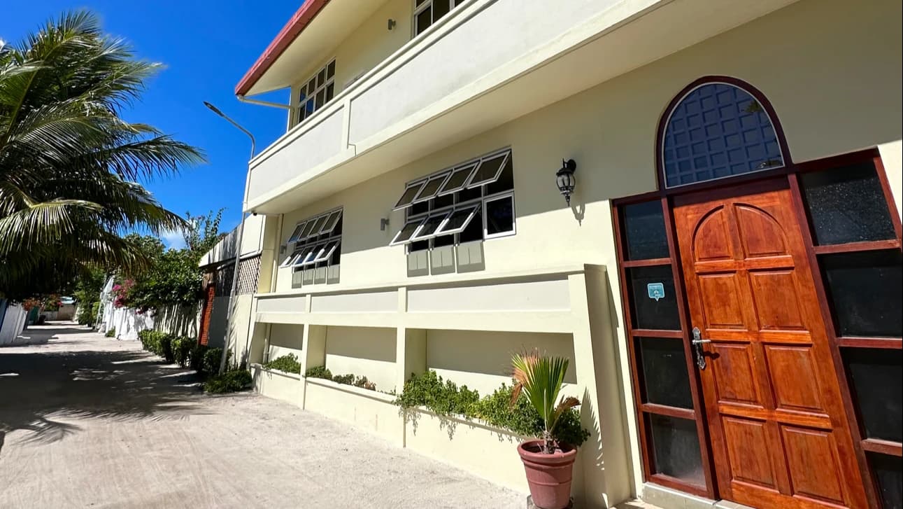Hanifaru Transit Inn