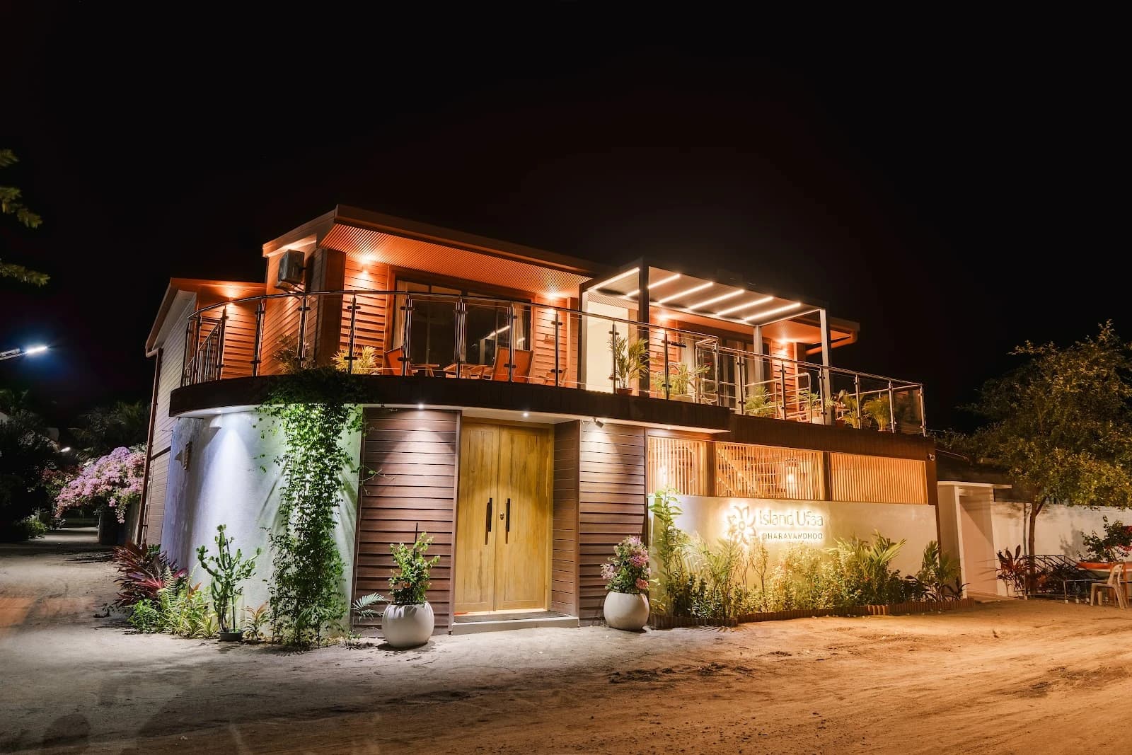 Island Ufaa Dharavandhoo