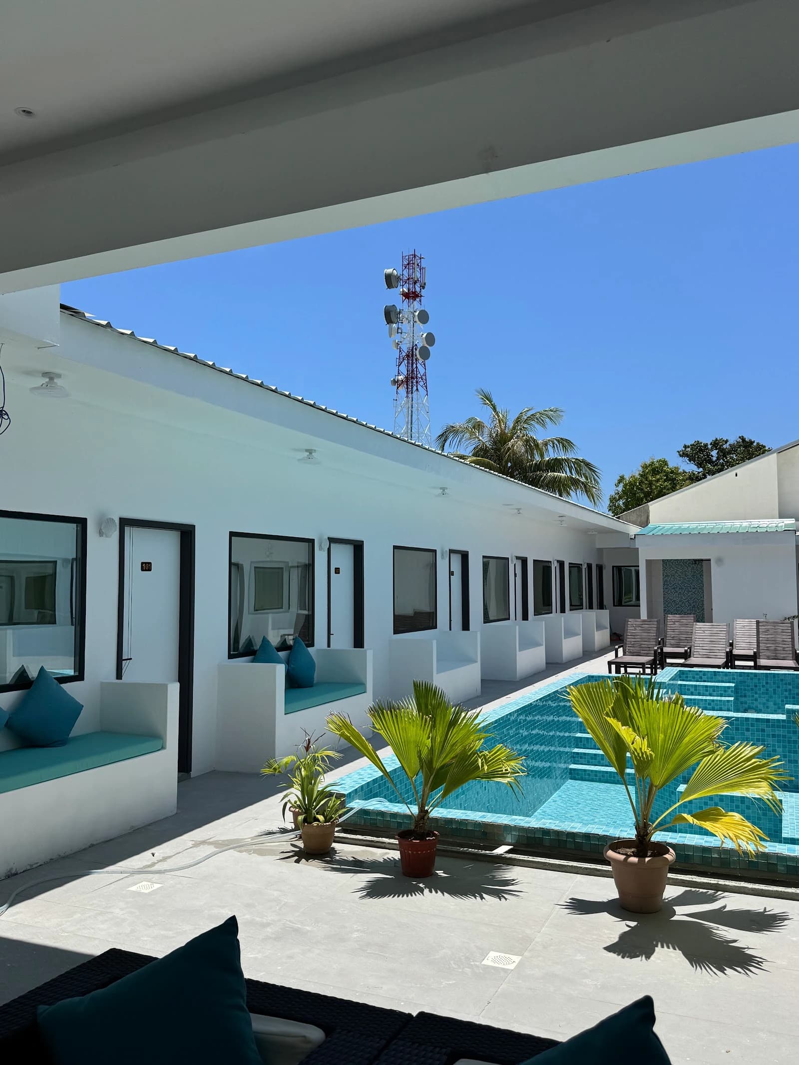 L.V.I.S Pool Villa
