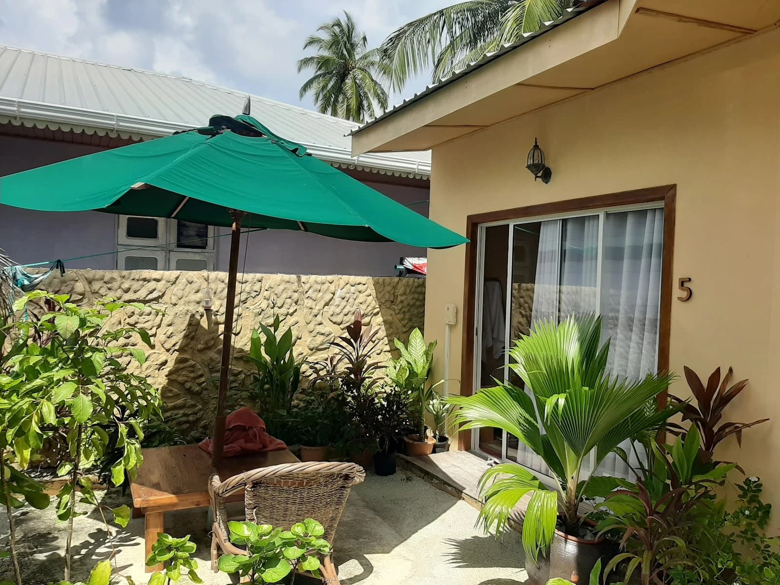 Mathiveri Thundi Inn