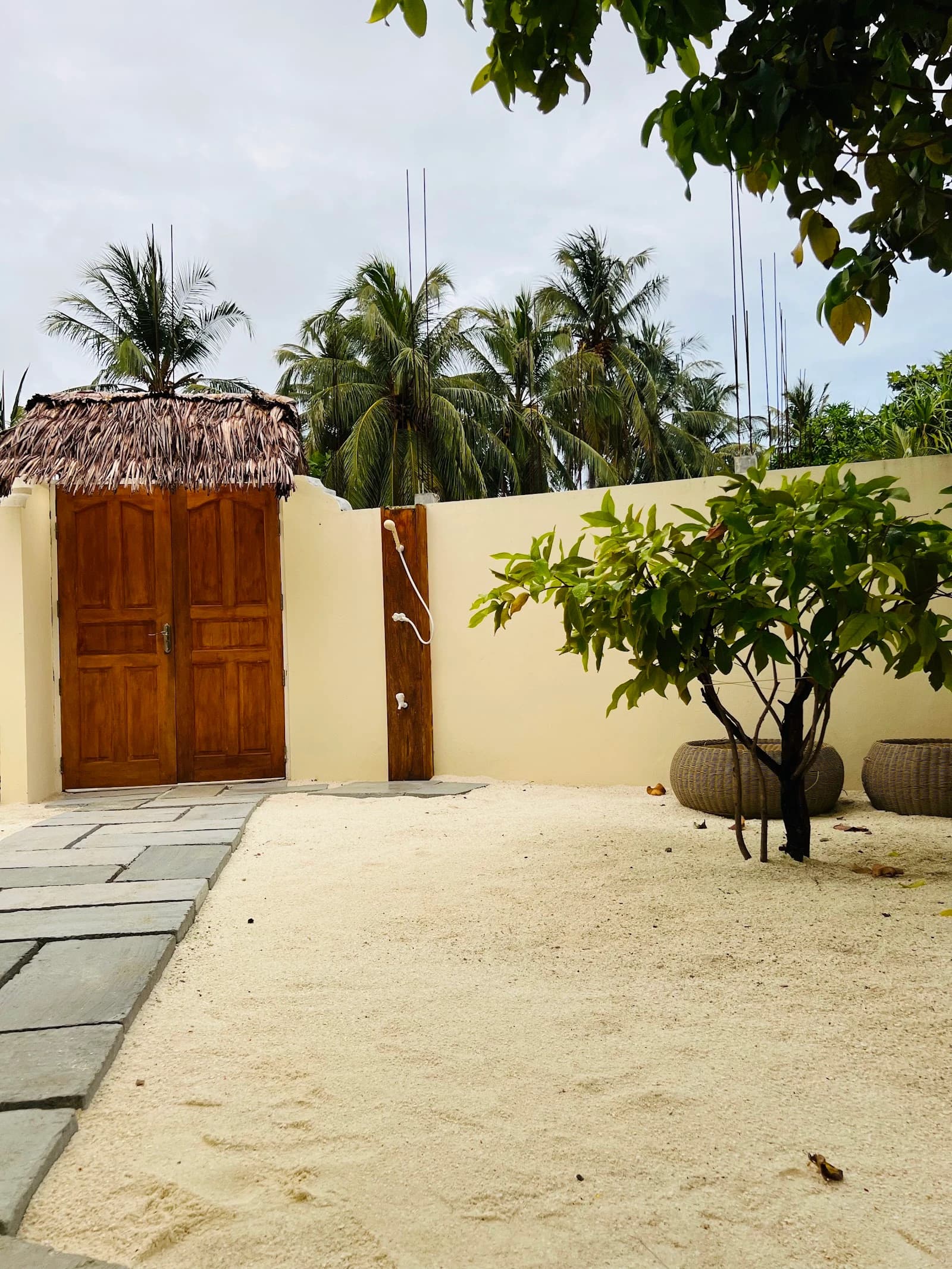 Omadhoo Coral View Inn