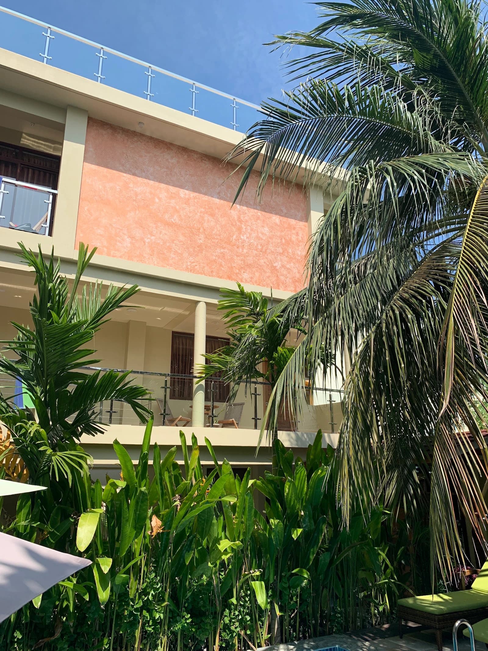 Rosy Villa