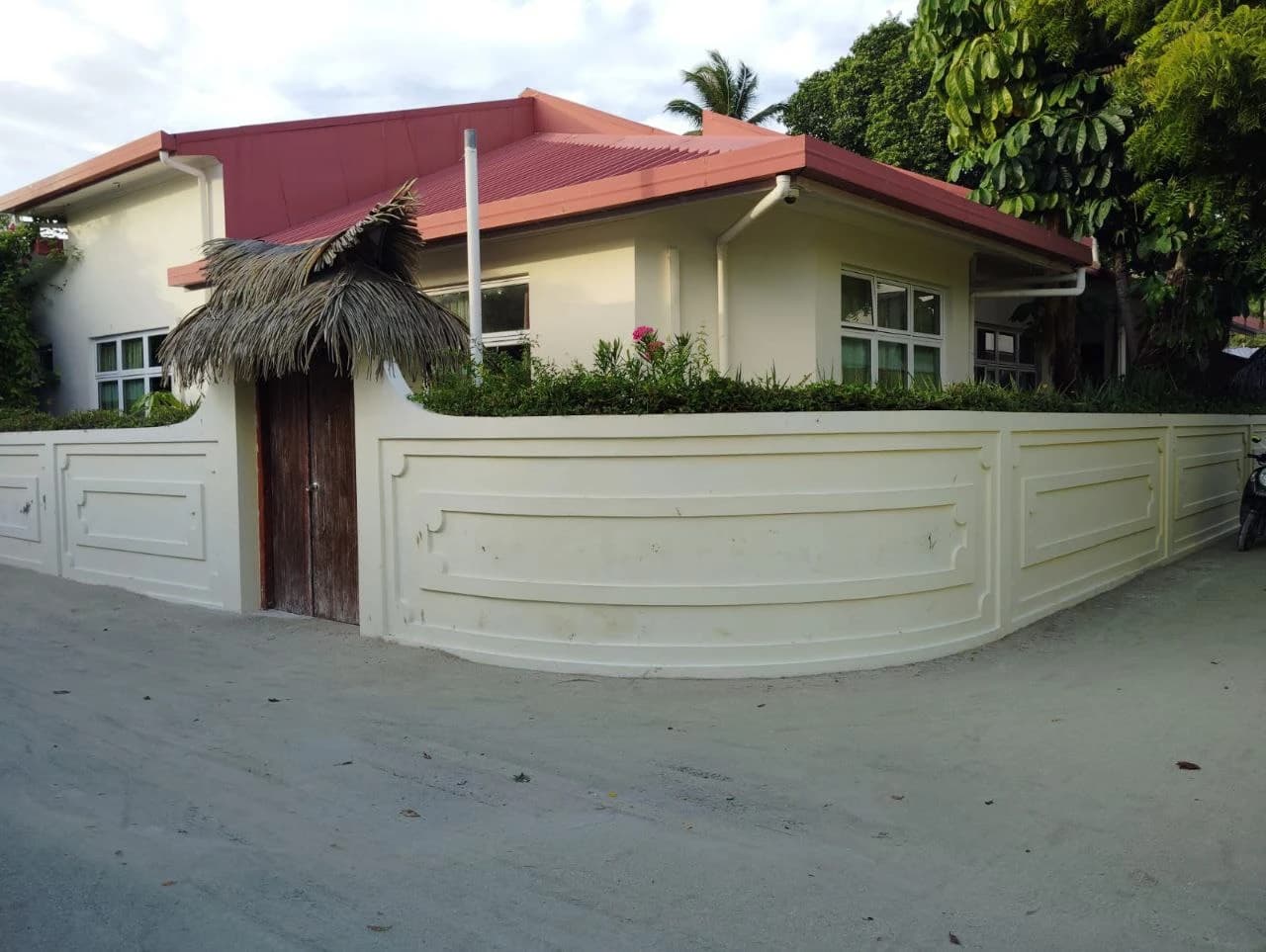 Sea Breeze View
