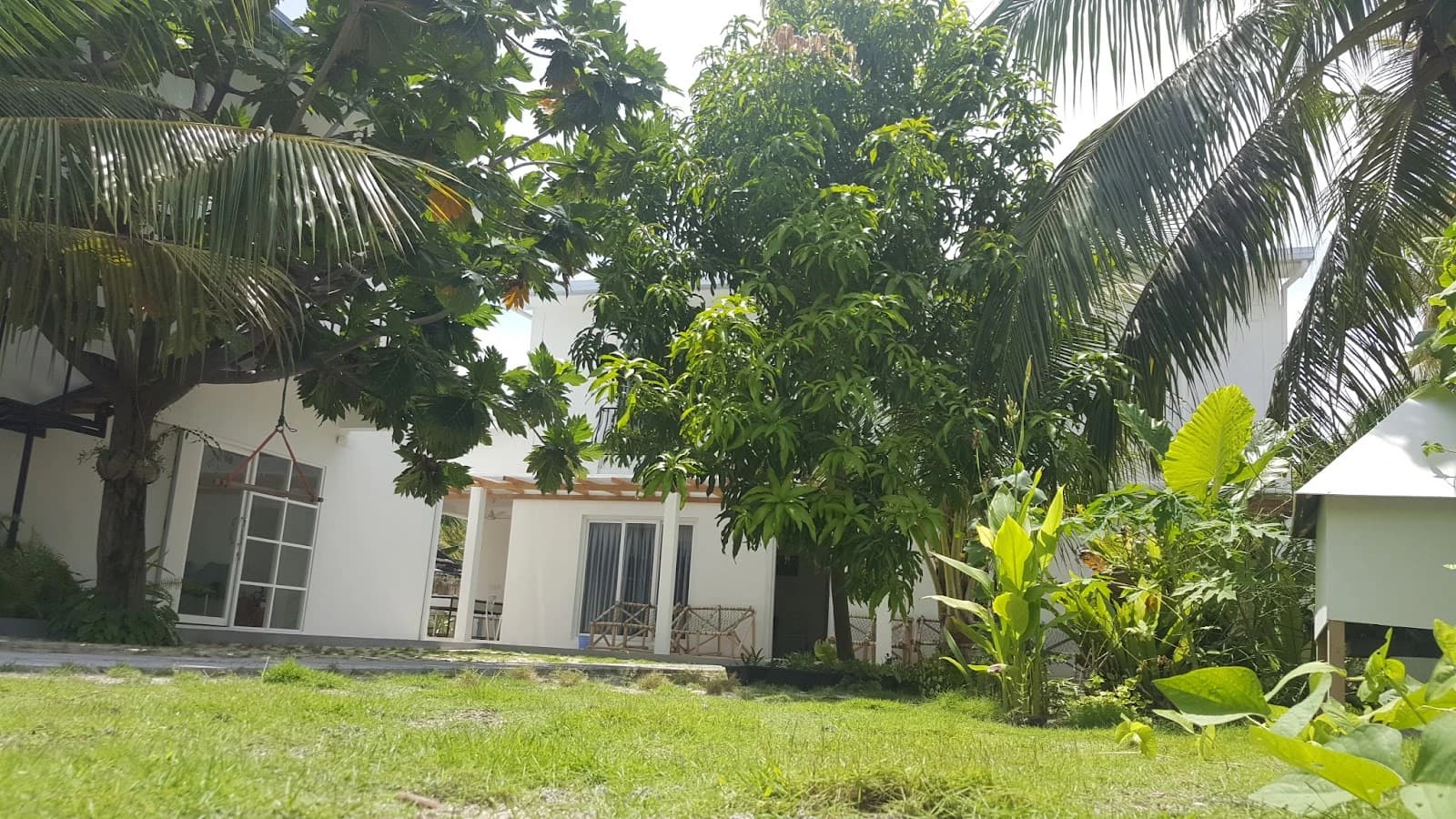 Small Island Lodge