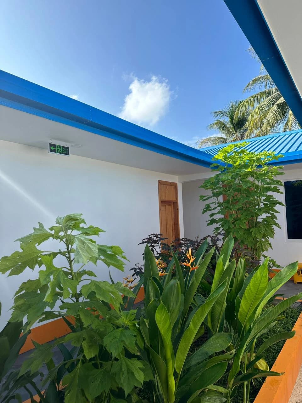 The Happiness Sun Suites