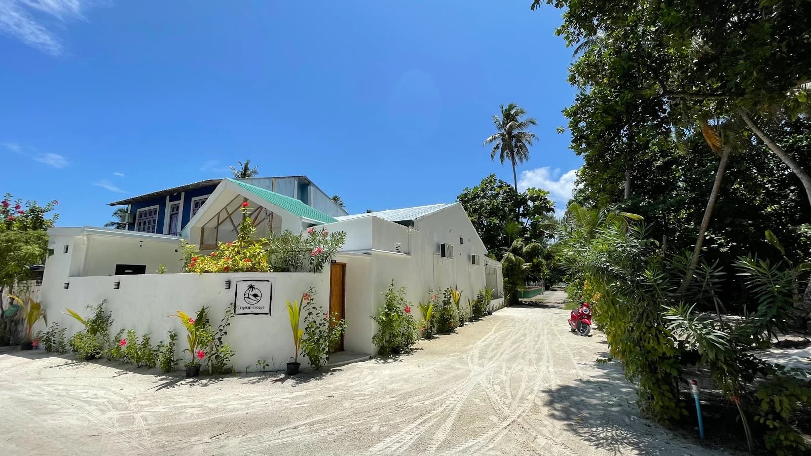 Tropical Escape Inn