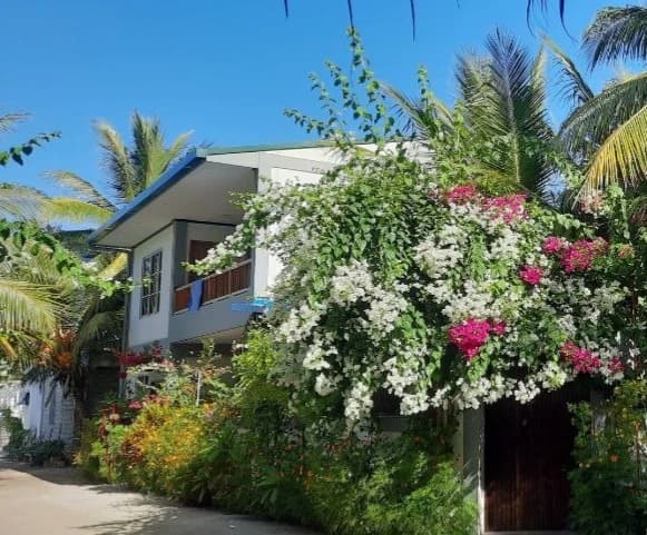 View Kamadhoo