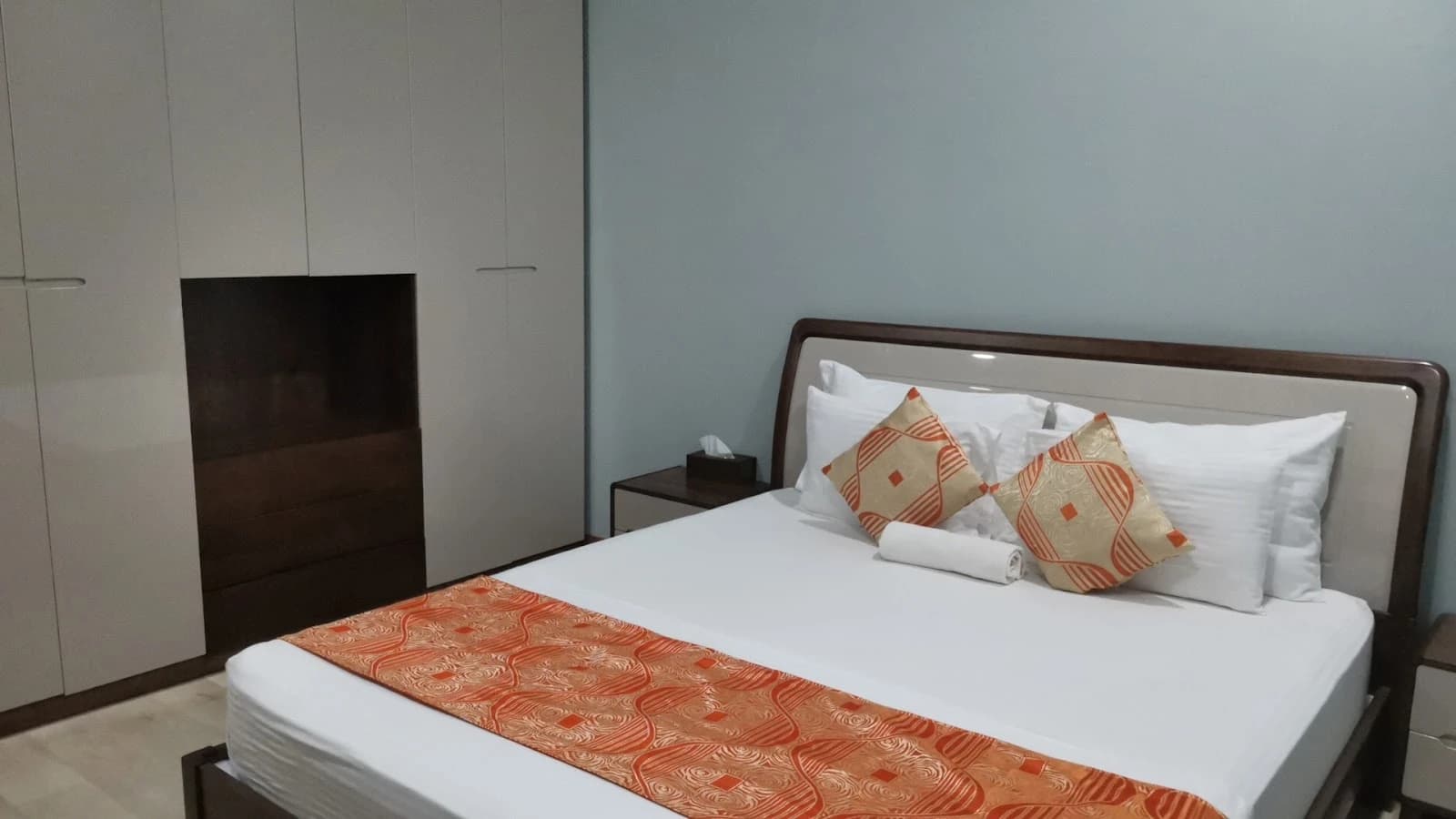Vashi Inn