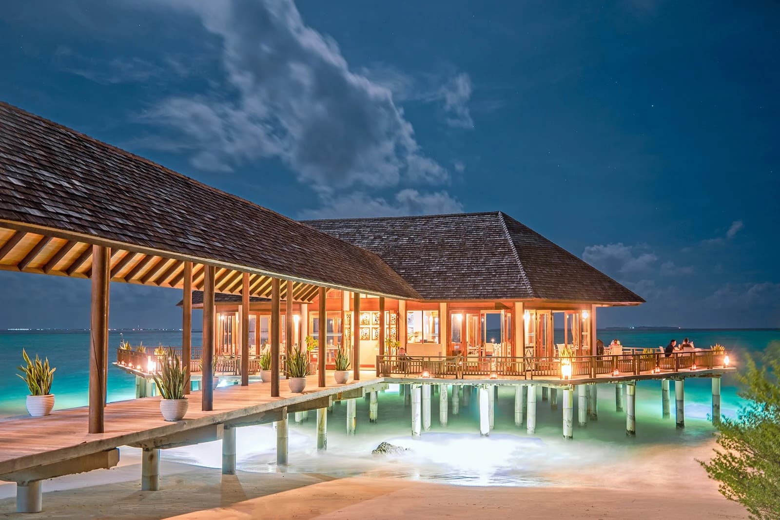 Hideaway Beach Resort and Spa at Dhonakulhi Island Maldives