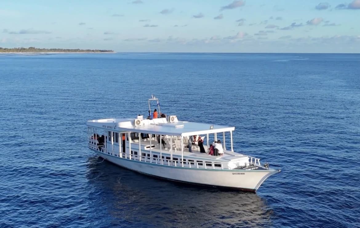 Cruise Republic (Triton)