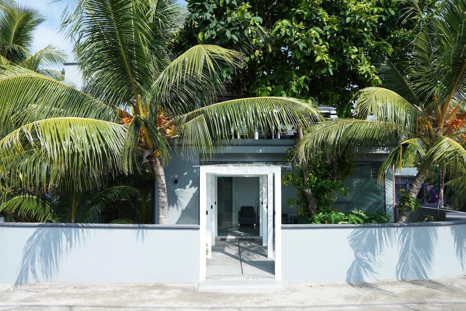 Moonshell Residence